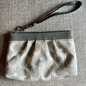 Coach Wristlet - Light Gray